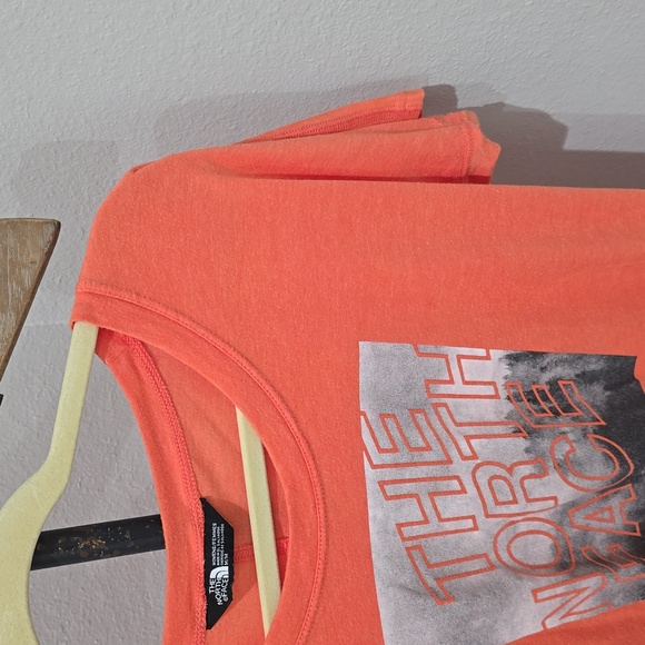 The North Face Women's Orange Graphic Tee Short Sleeve Top T-Shirt Medium - Picture 5 of 11